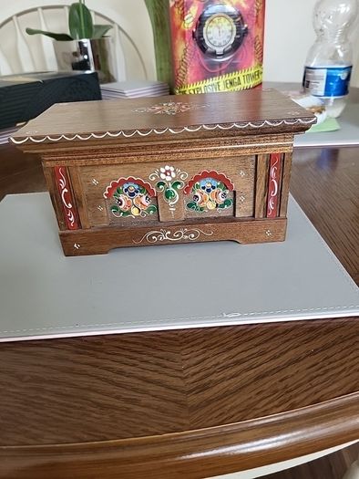 Trinket box decorative