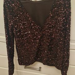 Gorgeous sequin top