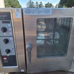 Henny Penny  Combi Oven