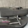 Ladies sandal's size 5 Image 2