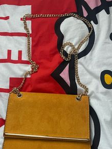 Mustard hand bag