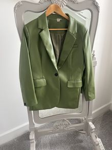 Stunning Kiwi & Co Olive Green Faux Leather Jacket size L