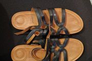 Fitflop black leather ankle strap sandals size 7/40