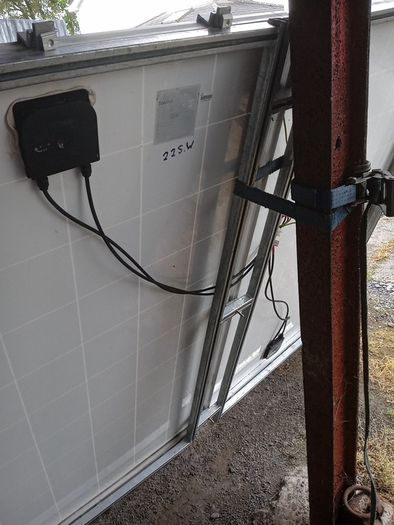 225W solar panels
