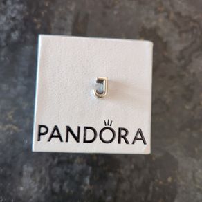 Pandora charm with giftbox