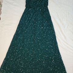 Beautiful Emerald Green Sequin Dress  Perfect for Christmas Parties