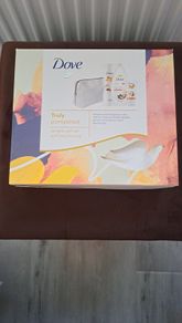 Brand New Dove Truely Pampered Giftset