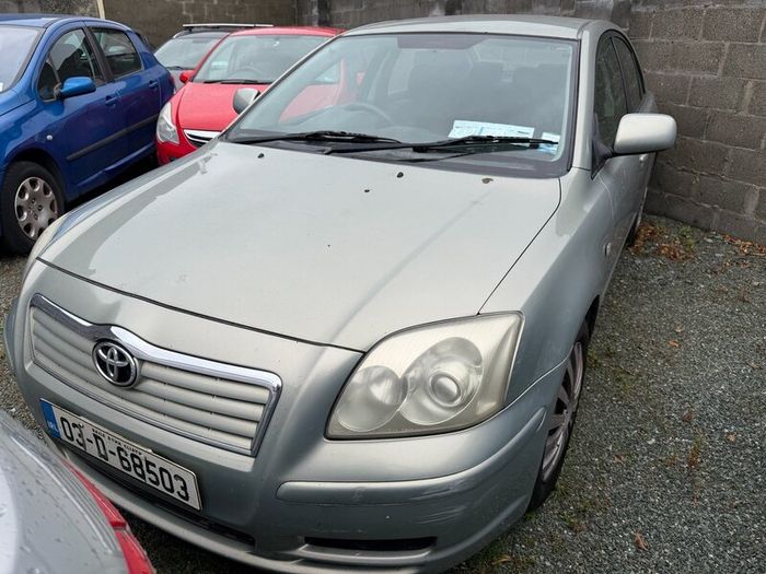 Toyota avensis 1.6 Petrol