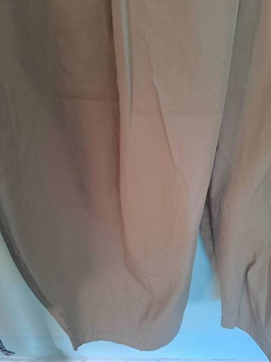 Brand new Barrel shape trousers with pockets