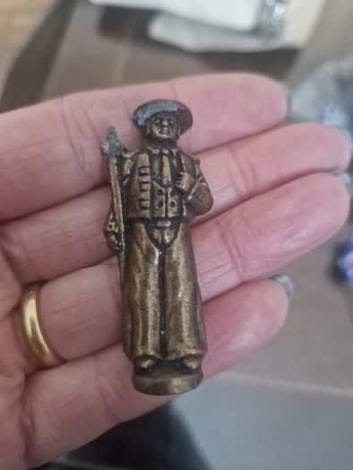 brass figures