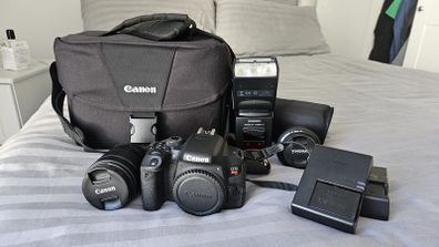 Canon EOS T7i Rebel