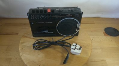 Vintage Philips D7182 Radio Cassette Recorder 3-Band FM/MW/LW Retro 1980s