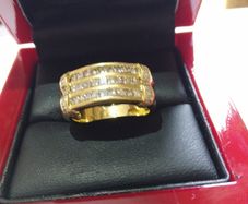 18Ct Gold Diamond ring
