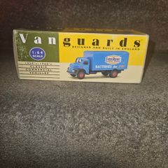 Vanguards Leyland comet box van 1.64 Scale Blue