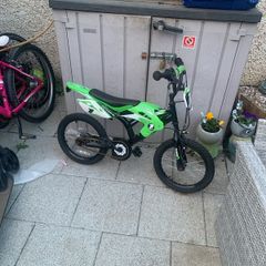 Kids dirt bike