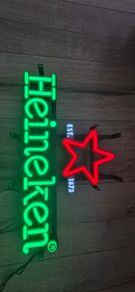 Heineken bar sign