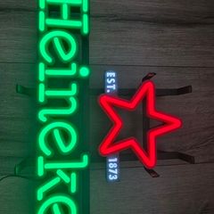 Heineken bar sign