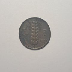 Italy 5 centesimi coin