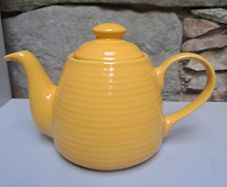 Vintage Rayware Yellow Ceramic Teapot