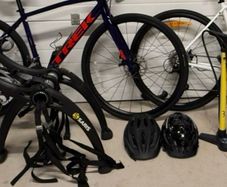 Price Cut!!!car Bicycle Rack + Pump + Helmets
