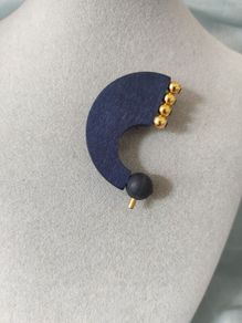 brooch