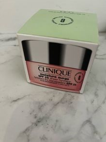 clinique moisture surge