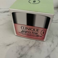clinique moisture surge