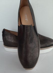 New shoes designer Elisabeta Zaccys