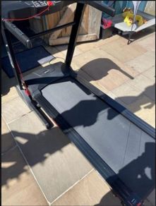 T3000 Large LED display Foldable Motorised Treadmill (with Bluetooth app) with 15 auto incline level Selling a T3000 Foldable