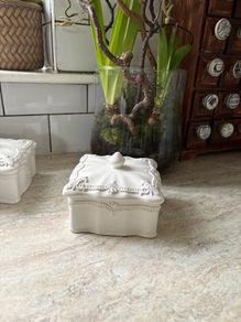 New French inspired ceramic lidded storage box in antique white.