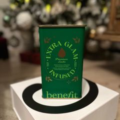 Benefit Gift Set