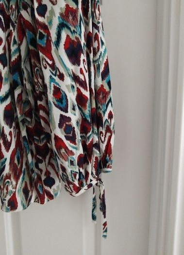 Multicoloures tie sleave Top size 12