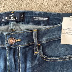New low rise super skinny jeans hollister w 28 l32