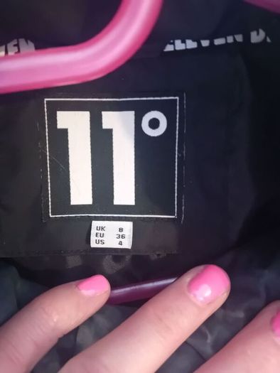 ladies jacket. 11 degrees size 8. Used handful of times