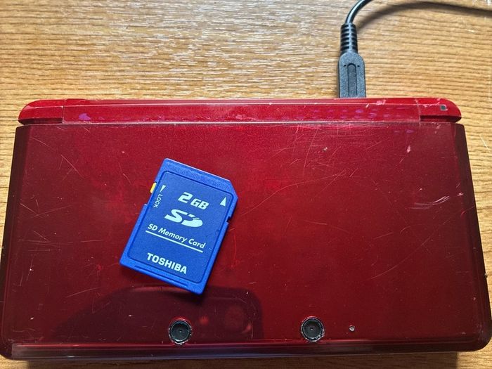 Nintendo 3DS Flame red