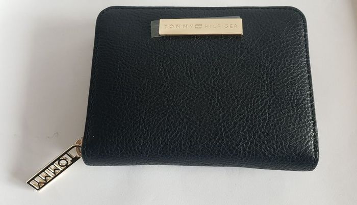 New Tommy Hilfiger Purse Wallet