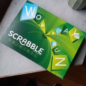 scrabble boardgame