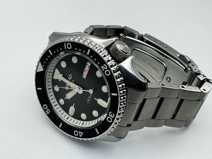 SEIKO 5 Sports automatic