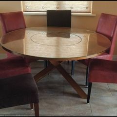Dining table & chairs