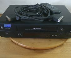 Hitachi VT-FX140ELN Nicam Stereo 4 Head VHS VCR Video Cassette Recorder Player Remote, Power Lead & SCART Cable
