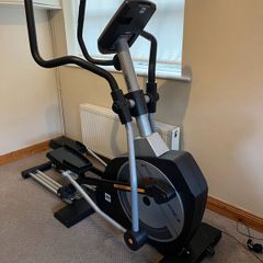 Cross trainer