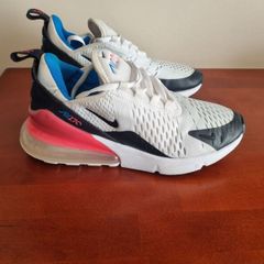 Nike 270s runners