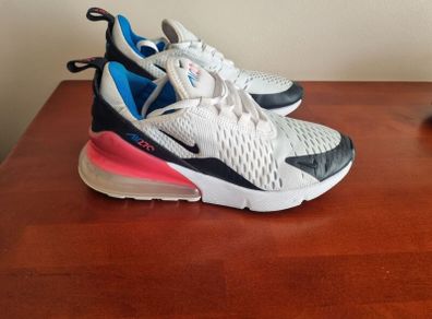 Nike 270s runners
