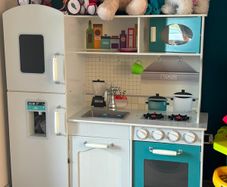 toy kitchen