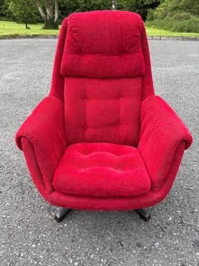 Mid-century vintage swivel armchair c1970
