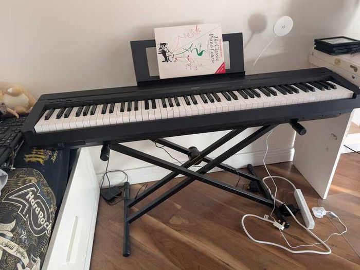 Yamaha P-45 B Digital Piano