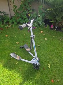 kids  swing scooter with led light wheels