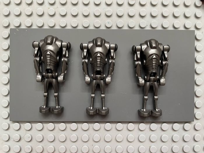 lego star wars sw0092 Super Battle Droid minifigure- Pearl Dark Gray, Wide Head