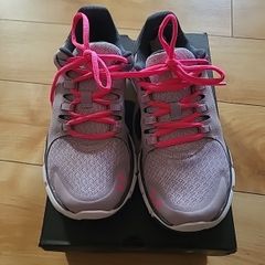 Ladies Under Armour Trainers Size 3.5 NEW in box