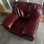 suite red leather sofa Image 3